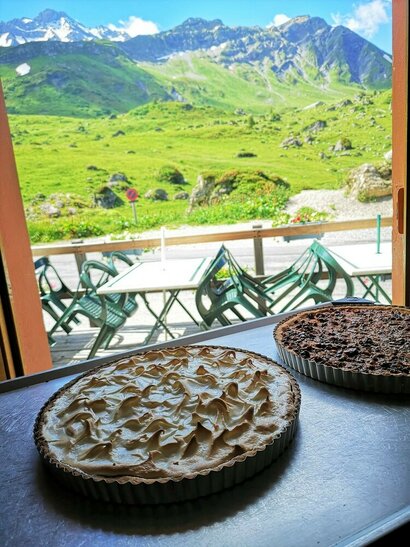 Les tartes rhubarbe meringuée et noix ©Facebook / Plan de la Lai Les tartes rhubarbe meringuée et noix ©Facebook / Plan de la Lai