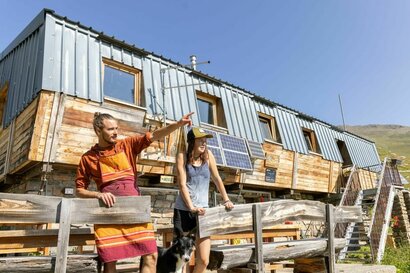 Florian et Cannelle, gardiens du refuge des Aiguilles d'Arves Florian et Cannelle, gardiens du refuge des Aiguilles d'Arves